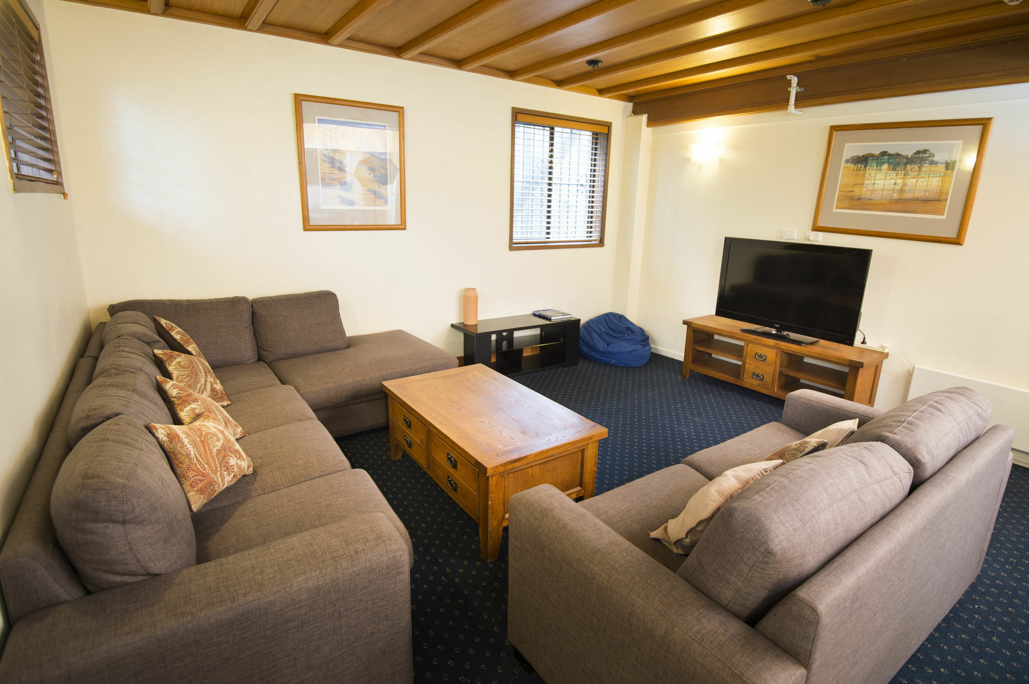 Enzian Hotel Mt Buller Mount Buller Εξωτερικό φωτογραφία